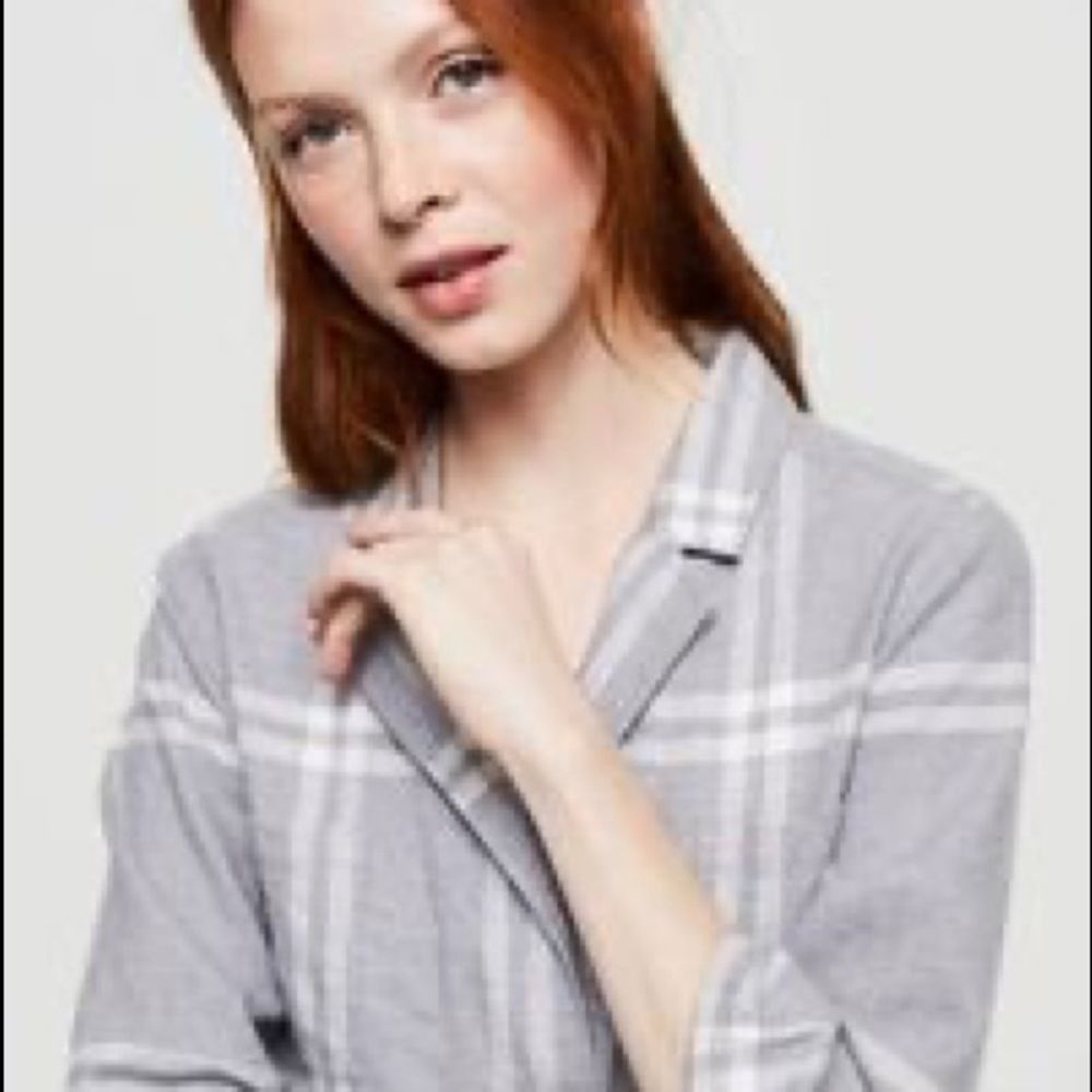 Anthropologie Gray & White Plaid Relaxed Button-Down - Picture 8 of 8